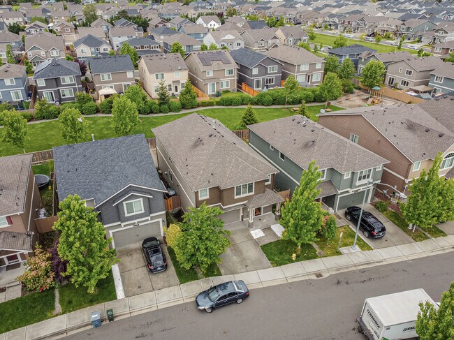 Building Photo - 1124 27th St NW