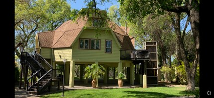 Building Photo - Amazing Garden Hwy Riverfront Home for Rent