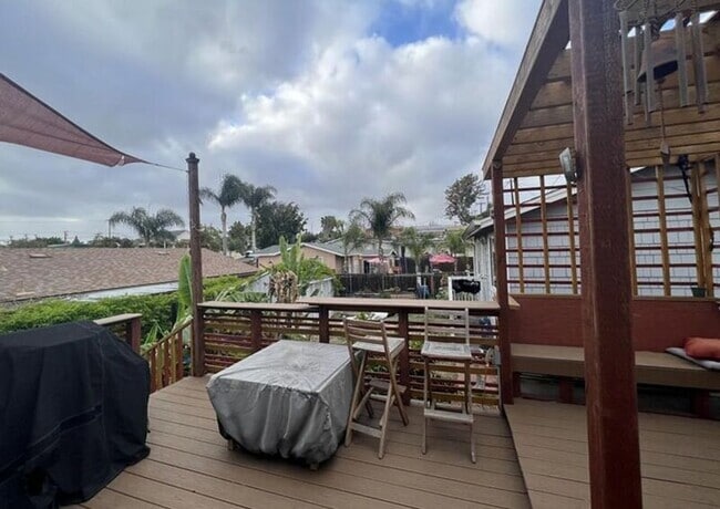 Building Photo - 4212 J St