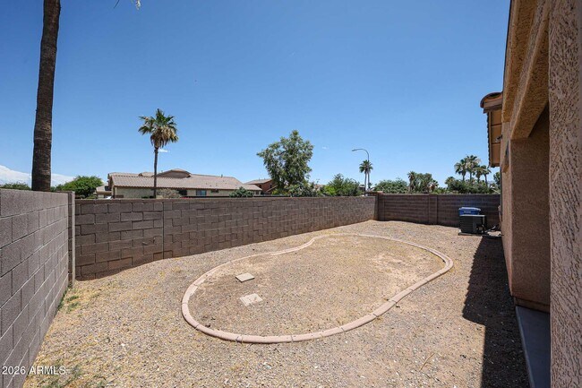 Building Photo - 6307 S 69th Glen