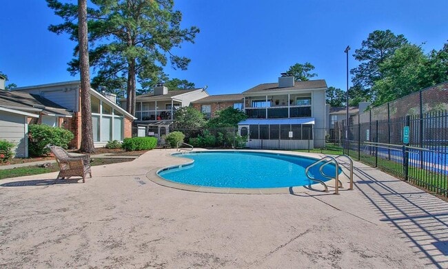 Building Photo - 17401 Red Oak Dr