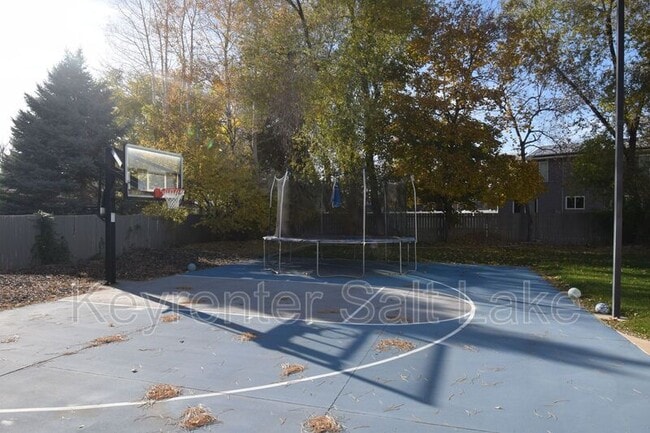 Building Photo - 1814 Whisperwood Cir