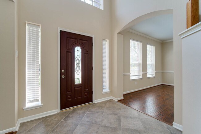 Building Photo - 4202 Cantrell Ct