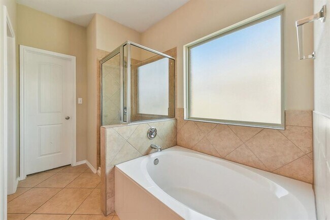 Building Photo - 121 Snowdrift Trail