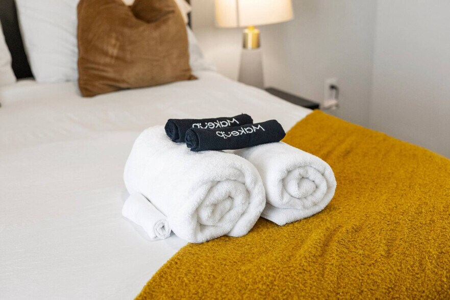 Building Photo - 10550 N Central Expy