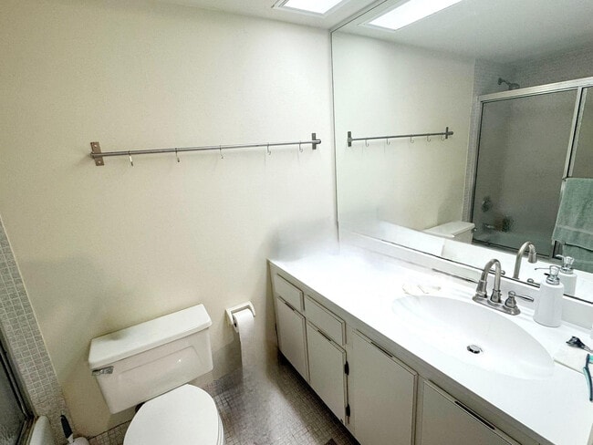 Building Photo - 804 Cypress Blvd