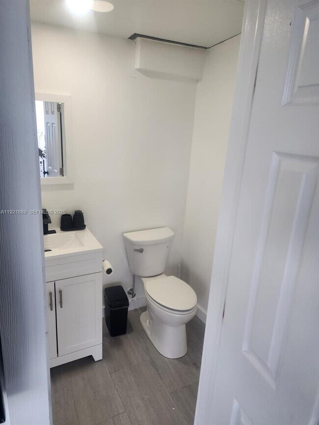 Building Photo - 27000 SW 145th Ave