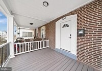 Building Photo - 504 W 26th St