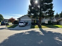 Building Photo - 4450 Sturgeon Rd