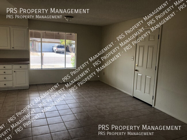 Building Photo - 26 E Duke Dr