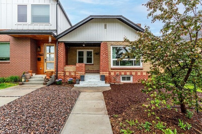 Building Photo - 1463 Dahlia St