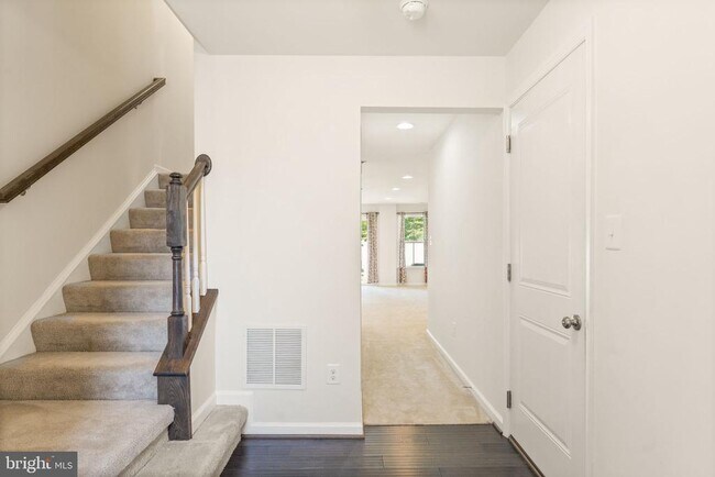 Building Photo - 41715 McMonagle Square