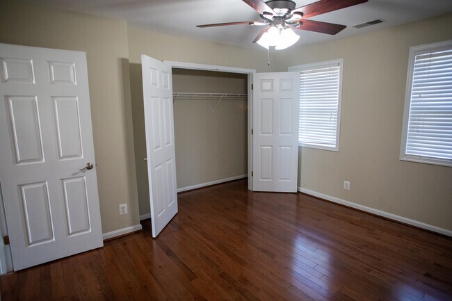 Building Photo - 1357 N Van Dorn St
