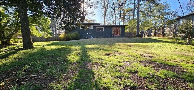 Building Photo - 1231 Cedar Park Pl