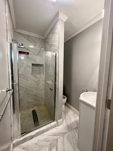 Building Photo - 2337 37th St S