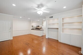 Building Photo - 2111 Welch St