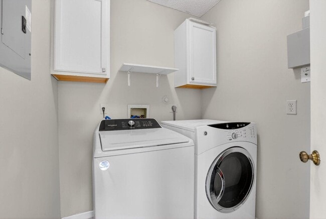 Building Photo - 6769 Montego Bay Blvd