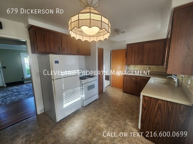 Building Photo - 679 Dickerson Rd