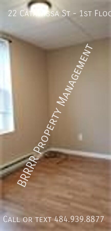 Building Photo - 22 Catawissa St