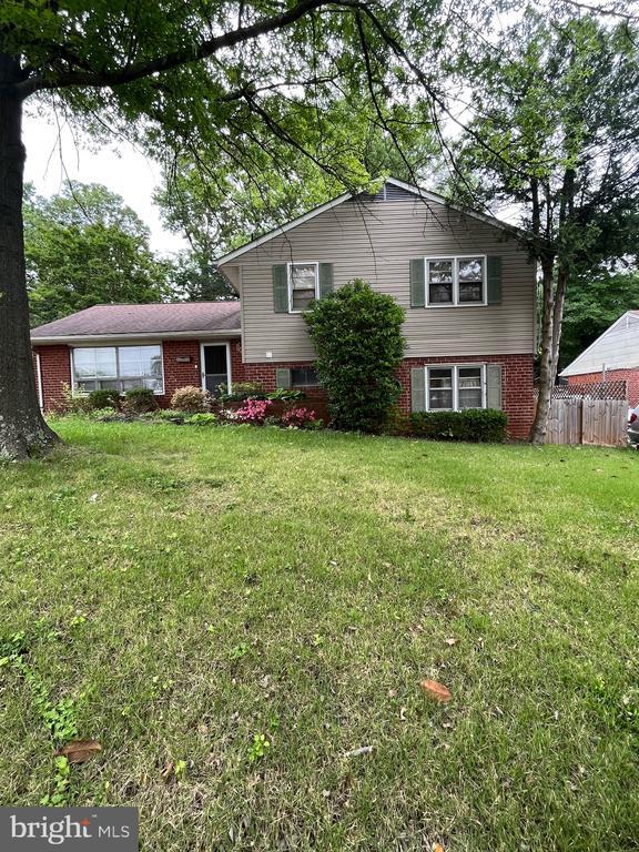 Building Photo - 5807 Lamont Dr