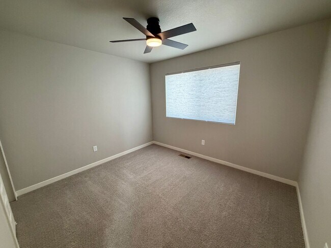 Building Photo - 1353 Reynolds St