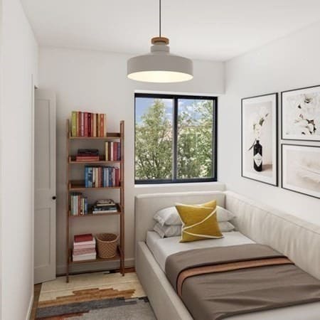 Building Photo - 879 E 4th St