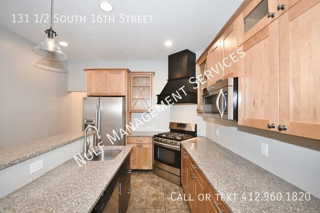 Building Photo - Short Term Lease