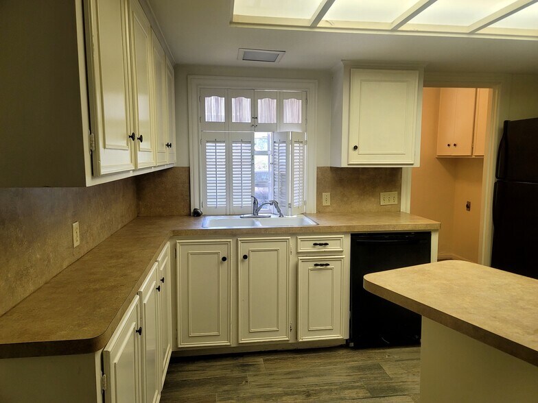 Building Photo - 2820 N Fourth St