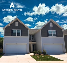 Building Photo - 3BD/2.5 Bath Townhome in Midland Wyntree Community- JANUARY 2026