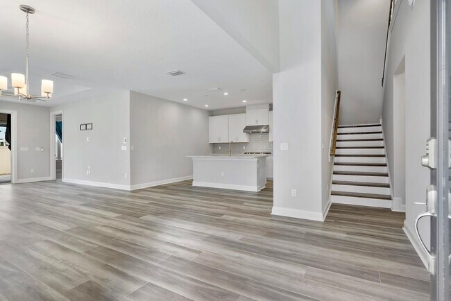 Building Photo - 147 Cool Spgs Ave