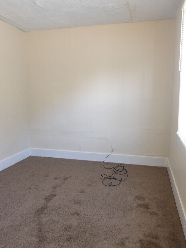 Building Photo - 538 N 26th St