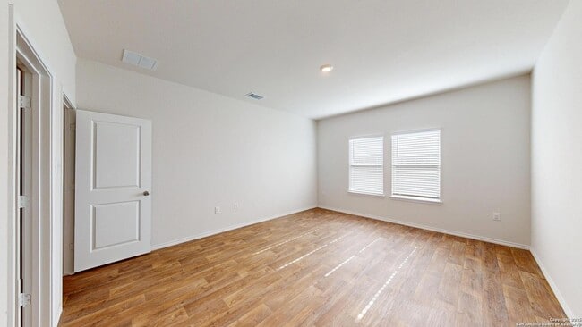 Building Photo - 2920 Panther Spg