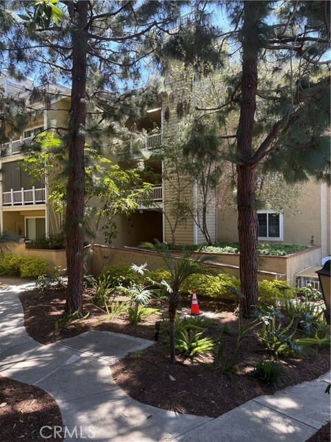 Building Photo - 8500 Falmouth Ave