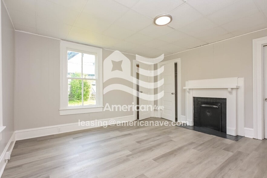 Building Photo - 1260 Hillyer Ave
