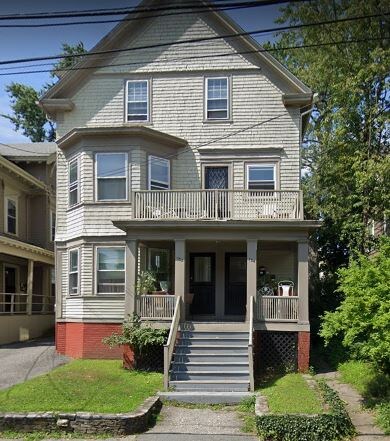 Building Photo - 154 Taber Ave