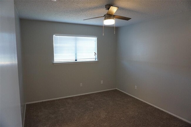 Building Photo - 1615 Whirlwind Trail