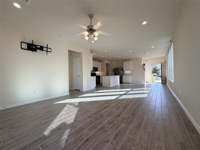 Building Photo - 13106 Leisure Cove Dr