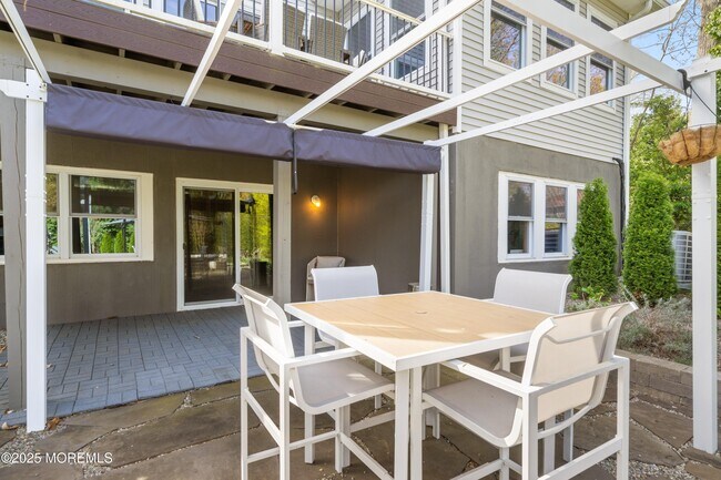 Building Photo - 2393A Ramshorn Dr