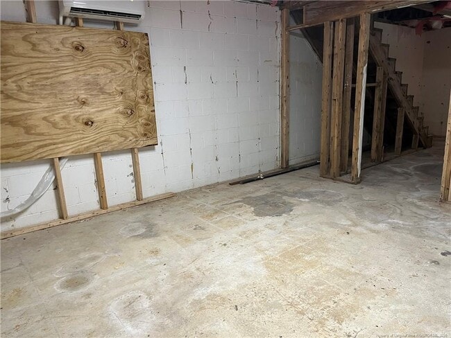 Building Photo - 209 Beech St
