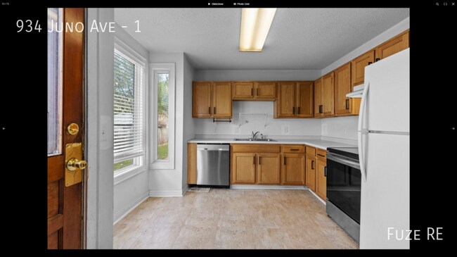 Building Photo - 934 Juno Ave