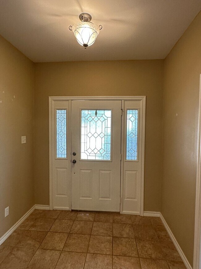 Building Photo - College Station -3 bedroom/2 bath - Fenced in back yard and House is in an EXCELLENT LOCATION