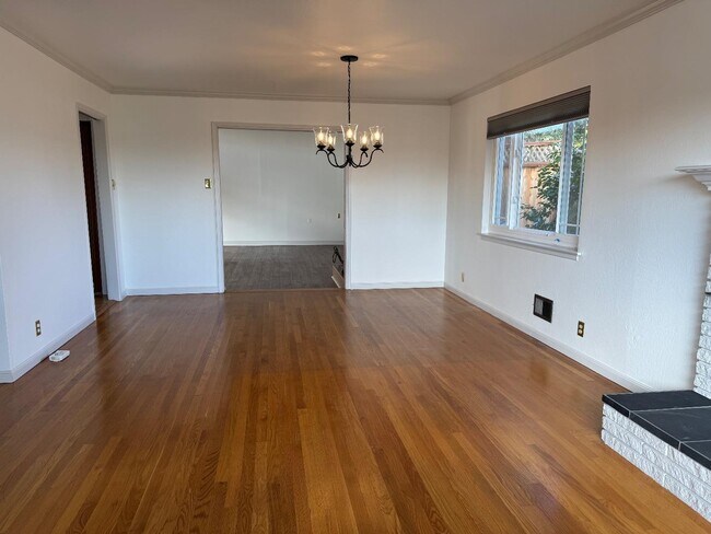 Building Photo - 3534 Jefferson Ave