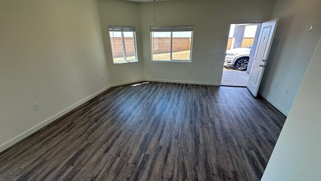 Building Photo - Coyote Run Duplexes