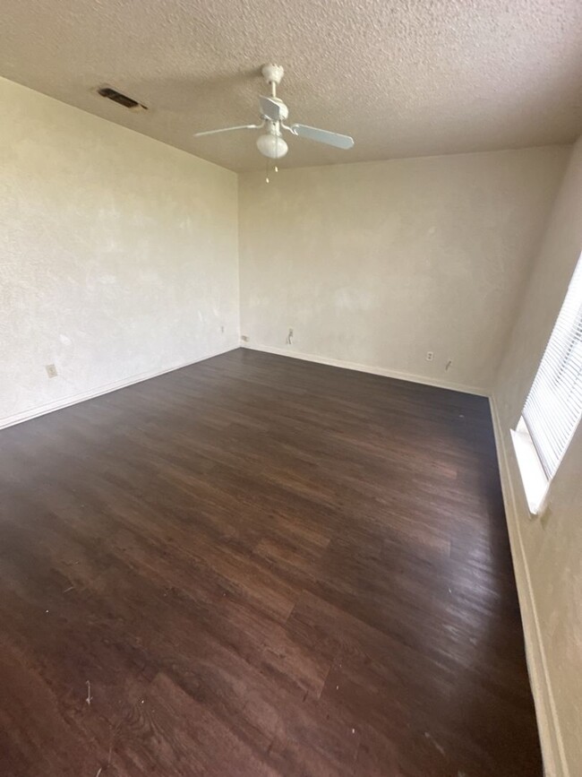 Building Photo - 3Bd/1.5Ba in Killeen, TX!