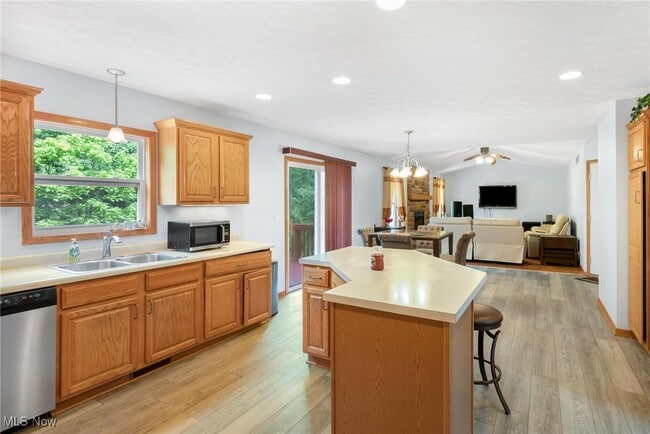 Building Photo - 4038 W Abbey Cir