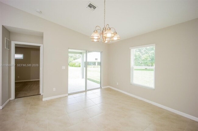 Building Photo - 154 NW Curtis St