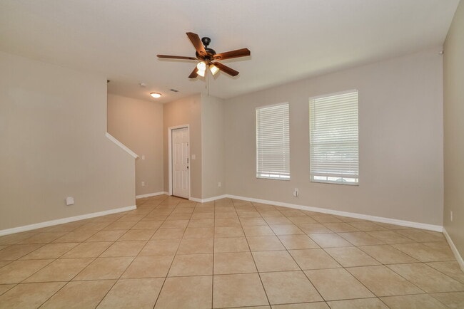 Building Photo - 6817 Sundrop St