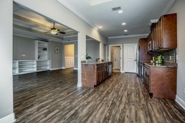 Building Photo - 2475 Tippecanoe Ridge