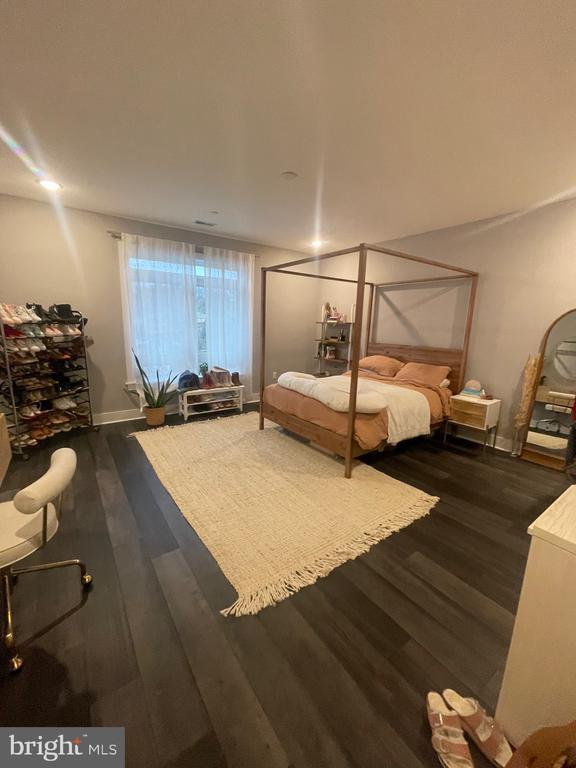 Building Photo - 4007 Ridge Ave