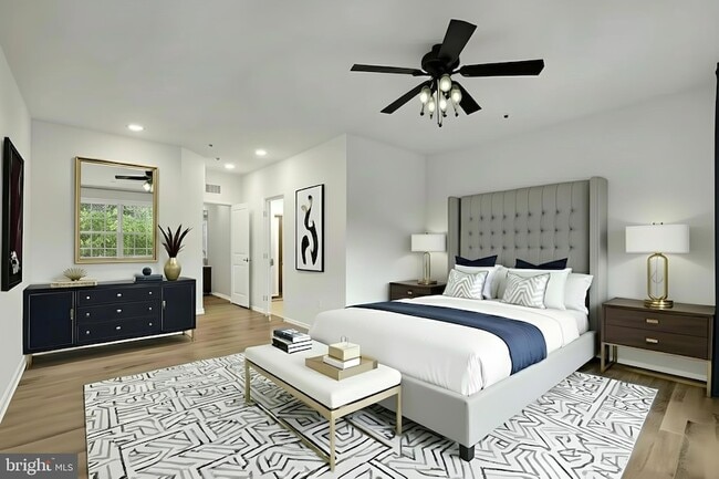 Building Photo - 5822 Oakdale Vlg Rd